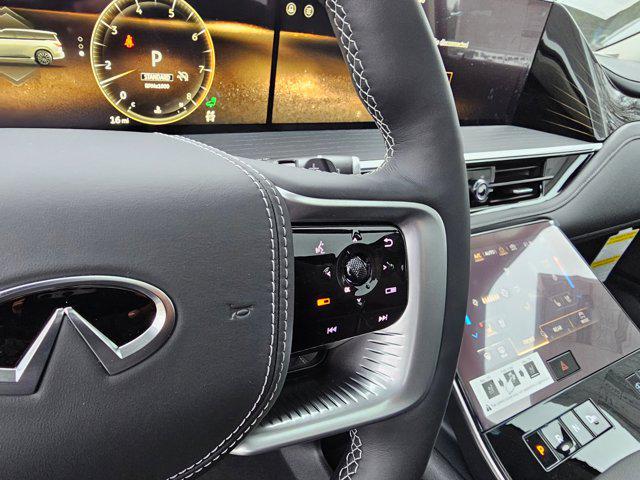 2025 INFINITI QX80 SENSORY AWD