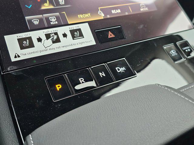 2025 INFINITI QX80 SENSORY AWD