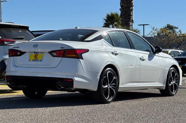 2025 Nissan Altima SR FWD
