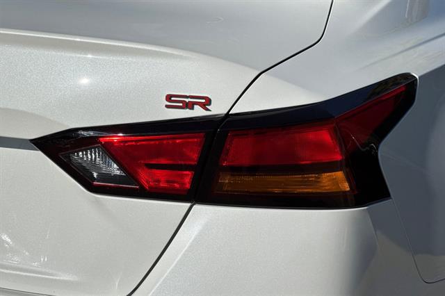 2025 Nissan Altima SR FWD