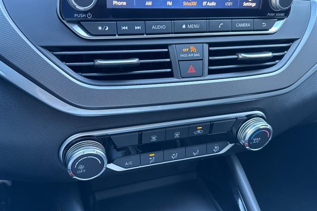 2025 Nissan Altima SR FWD