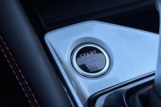 2025 Nissan Altima SR FWD
