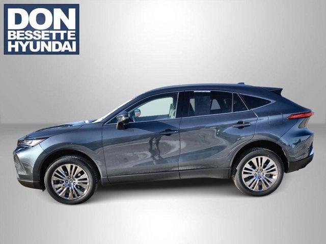 2023 Toyota Venza XLE