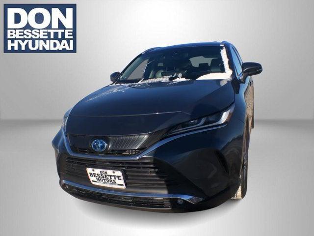 2023 Toyota Venza XLE