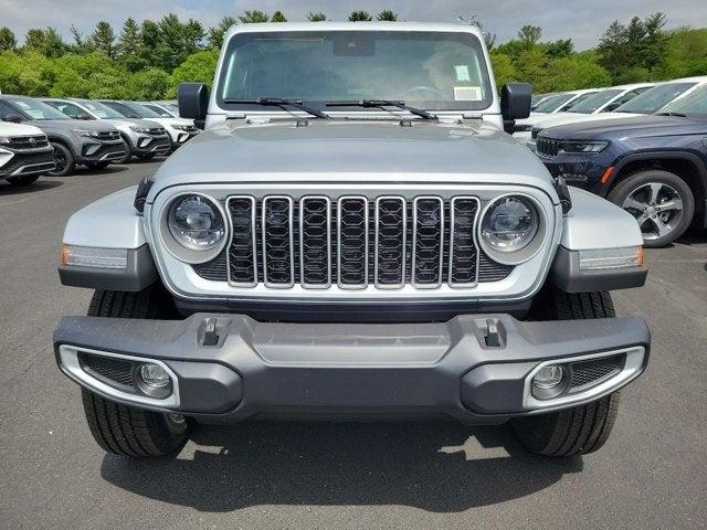 2024 Jeep Wrangler 4-Door Sahara 4x4