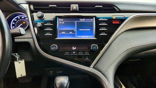 2018 Toyota Camry SE