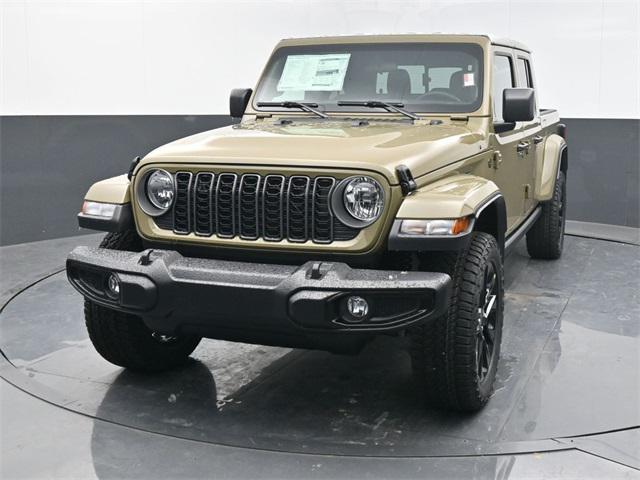 2025 Jeep Gladiator GLADIATOR NIGHTHAWK 4X4