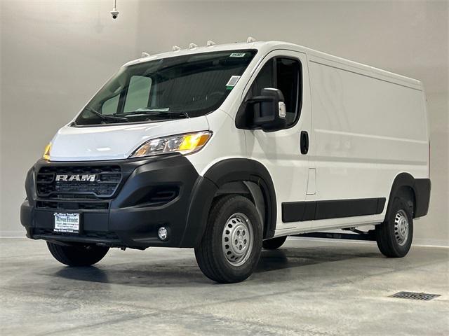 2025 RAM Ram ProMaster RAM PROMASTER 2500 TRADESMAN CARGO VAN LOW ROOF 136 WB
