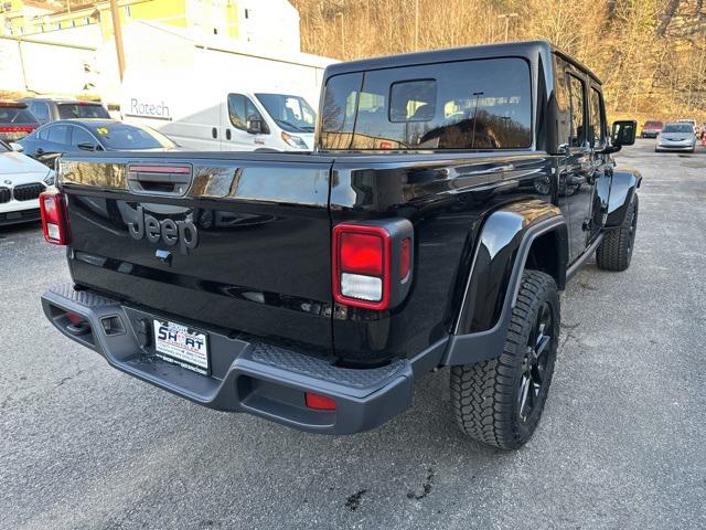 2025 Jeep Gladiator GLADIATOR NIGHTHAWK 4X4