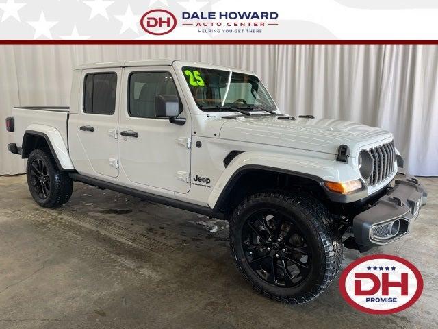 2025 Jeep Gladiator GLADIATOR NIGHTHAWK 4X4