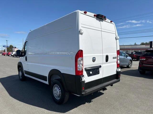 2025 Ram ProMaster Cargo Van Tradesman High Roof 136" WB w/Pass Seat