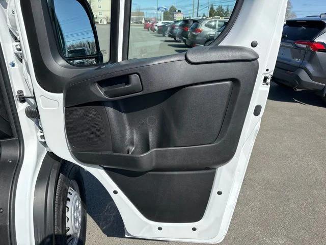 2025 Ram ProMaster Cargo Van Tradesman High Roof 136" WB w/Pass Seat