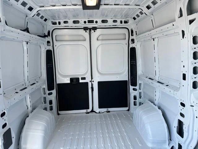 2025 Ram ProMaster Cargo Van Tradesman High Roof 136" WB w/Pass Seat