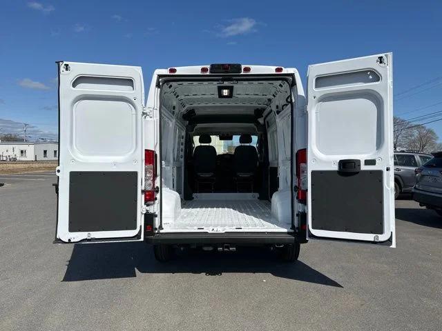2025 Ram ProMaster Cargo Van Tradesman High Roof 136" WB w/Pass Seat