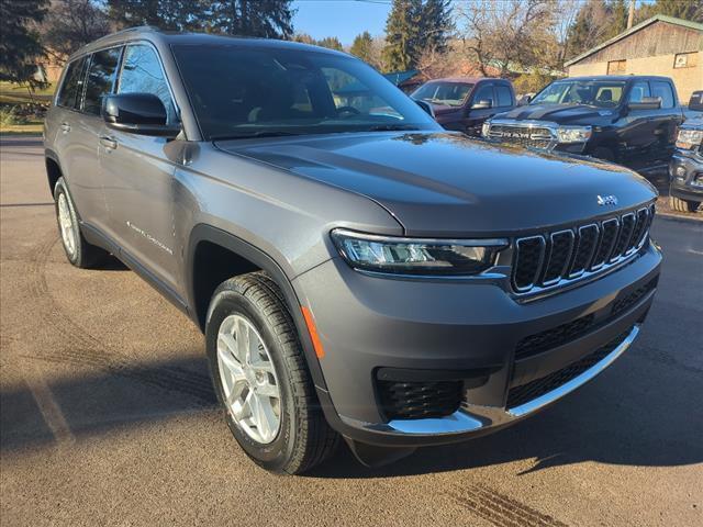 2025 Jeep Grand Cherokee GRAND CHEROKEE L LAREDO X 4X4