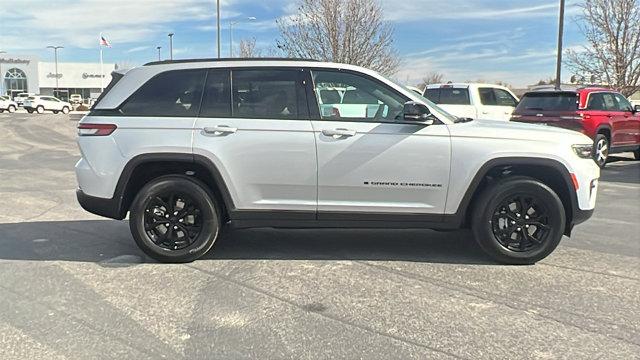 2025 Jeep Grand Cherokee GRAND CHEROKEE ALTITUDE X 4X4