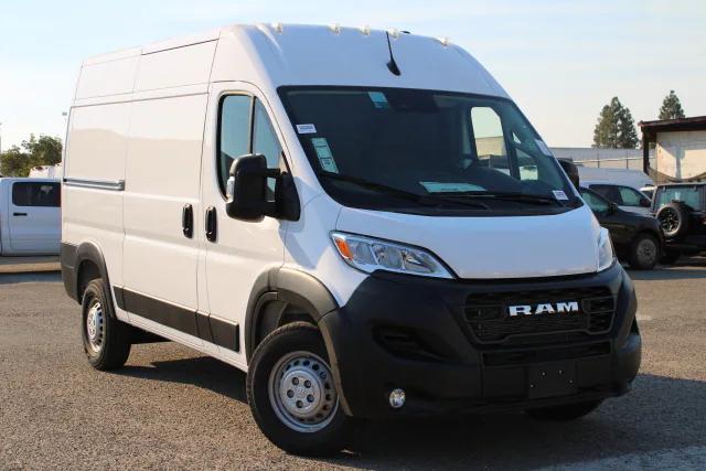 2025 RAM Ram ProMaster RAM PROMASTER 1500 TRADESMAN CARGO VAN LOW ROOF 118 WB