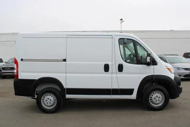 2025 RAM Ram ProMaster RAM PROMASTER 1500 TRADESMAN CARGO VAN LOW ROOF 118 WB