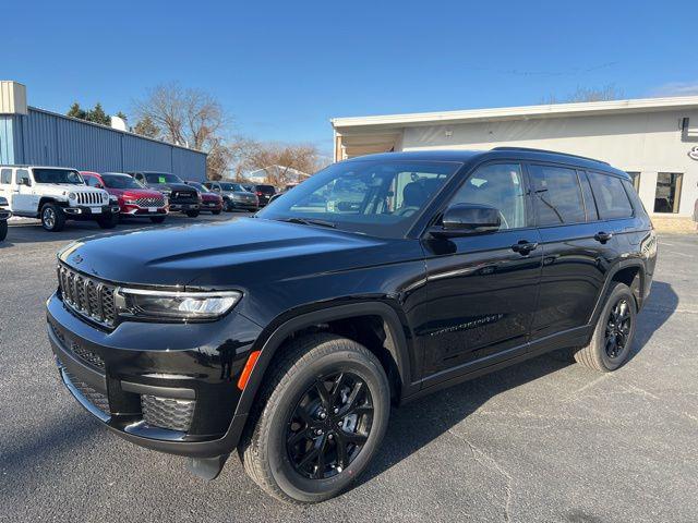 2025 Jeep Grand Cherokee GRAND CHEROKEE L ALTITUDE X 4X4