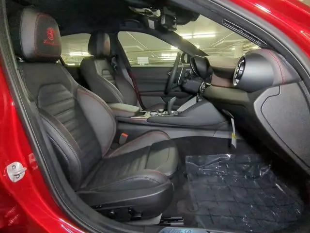 2024 Alfa Romeo Giulia Quadrifoglio Supersport RWD
