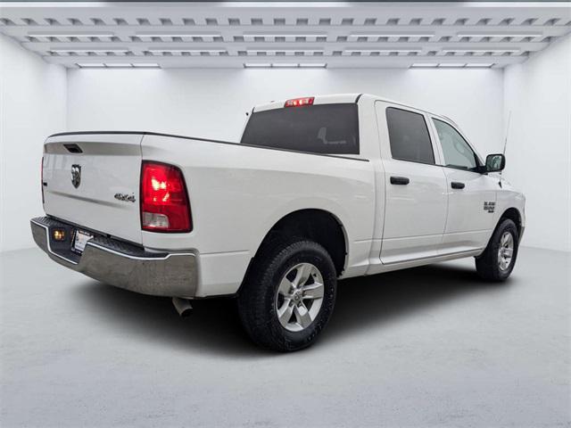 2022 RAM 1500 Classic SLT Crew Cab 4x4 57 Box