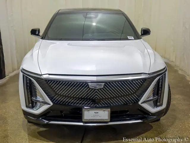 2025 Cadillac iQ Luxury 2 RWD