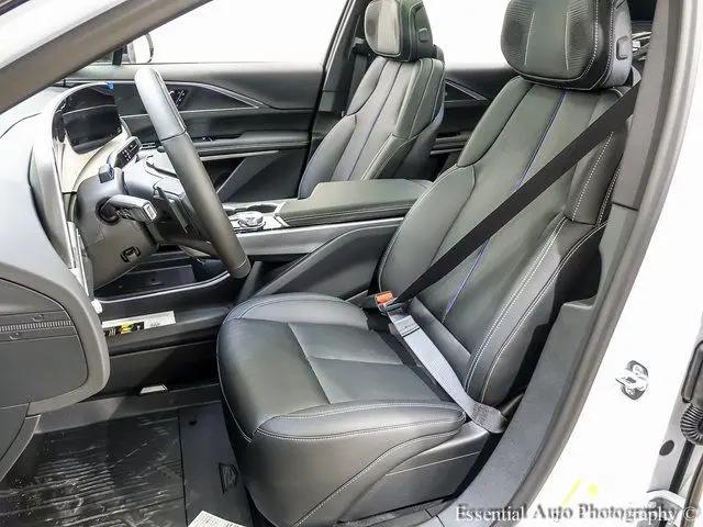 2025 Cadillac iQ Luxury 2 RWD