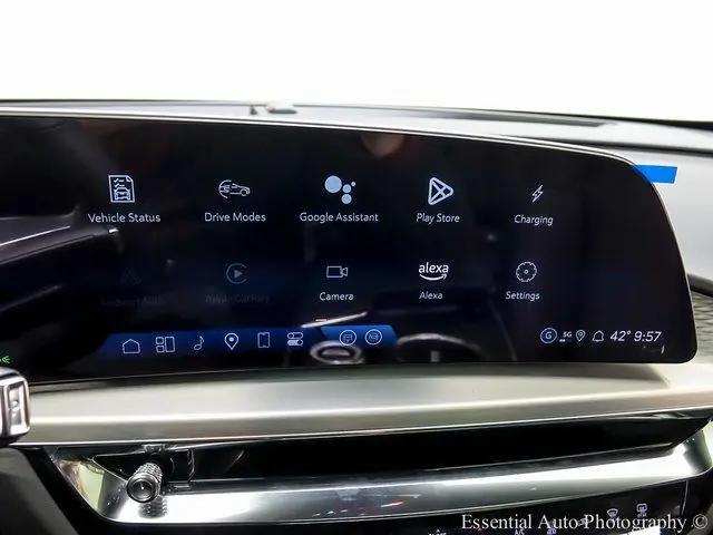 2025 Cadillac iQ Luxury 2 RWD