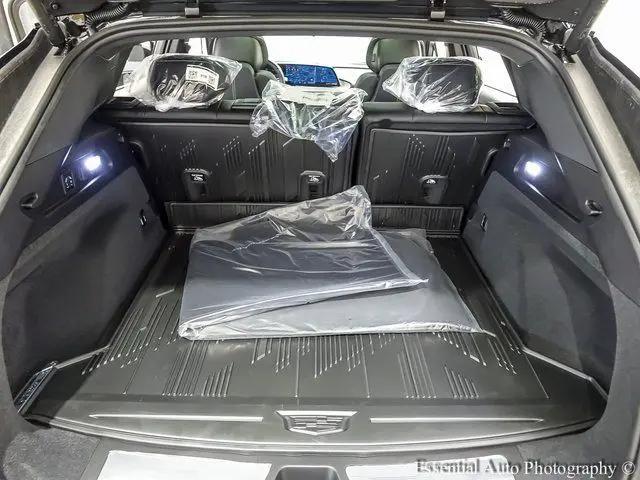 2025 Cadillac iQ Luxury 2 RWD