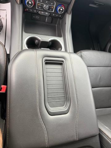 2022 Chevrolet Suburban 4WD High Country