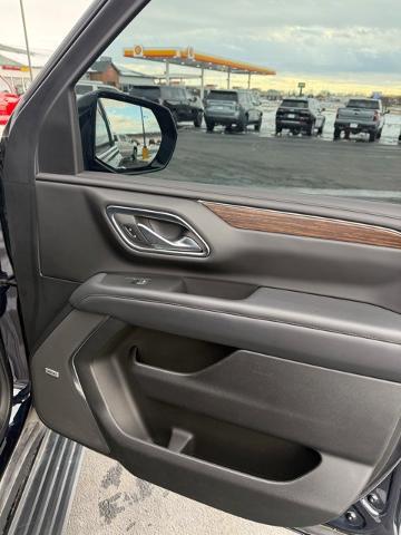 2022 Chevrolet Suburban 4WD High Country