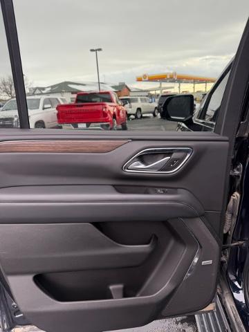 2022 Chevrolet Suburban 4WD High Country