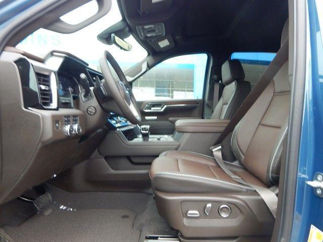 2024 GMC Sierra 1500 4WD Crew Cab Short Box Denali
