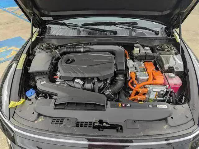2025 Hyundai Sonata Hybrid Limited