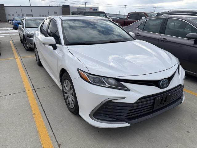 2022 Toyota Camry LE Hybrid