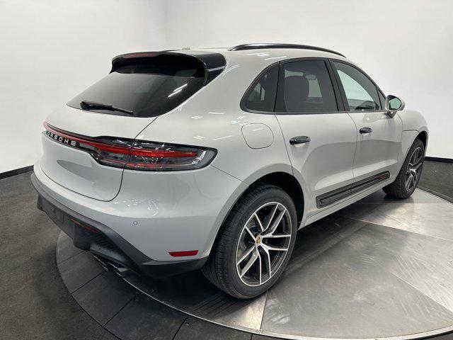 2025 Porsche Macan Macan