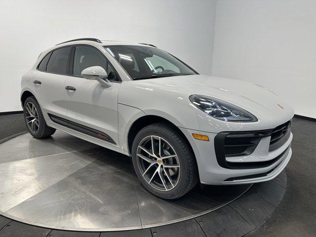 2025 Porsche Macan Macan