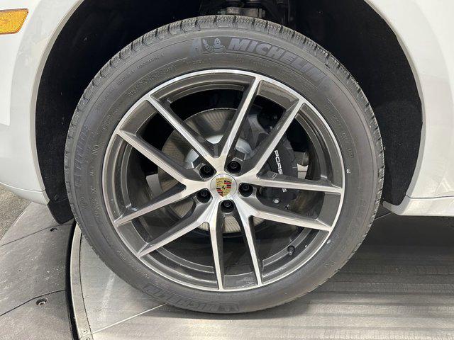 2025 Porsche Macan Macan