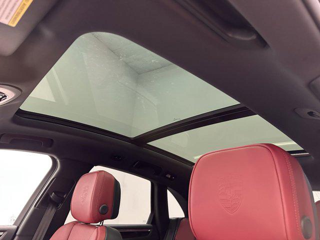 2025 Porsche Macan Macan