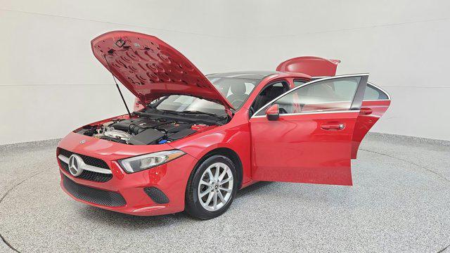 2019 Mercedes-Benz A 220 A 220