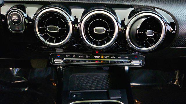 2019 Mercedes-Benz A 220 A 220