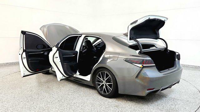 2021 Toyota Camry SE Nightshade Edition