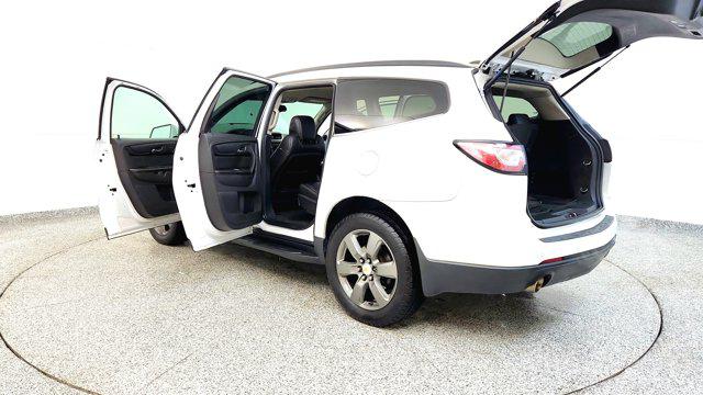 2017 Chevrolet Traverse 2LT