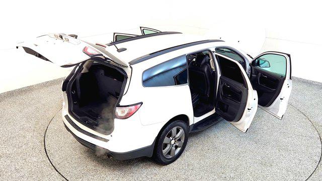 2017 Chevrolet Traverse 2LT