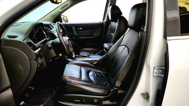 2017 Chevrolet Traverse 2LT