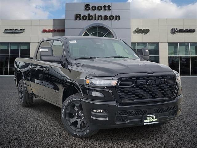 2025 RAM Ram 1500 RAM 1500 BIG HORN CREW CAB 4X4 64 BOX