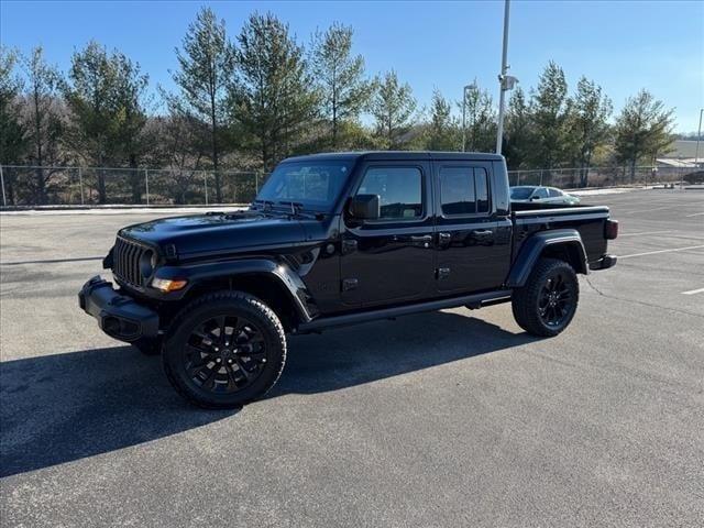 2025 Jeep Gladiator GLADIATOR NIGHTHAWK 4X4