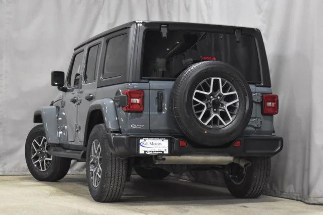 2024 Jeep Wrangler 4-Door Sahara