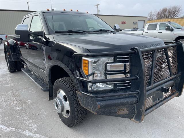 2017 Ford F-350 LARIAT 2017 Ford F-350 LARIAT