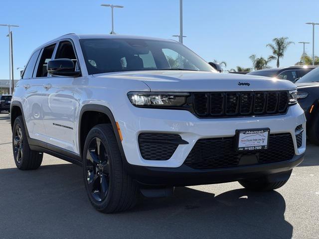 2025 Jeep Grand Cherokee GRAND CHEROKEE ALTITUDE 4X4